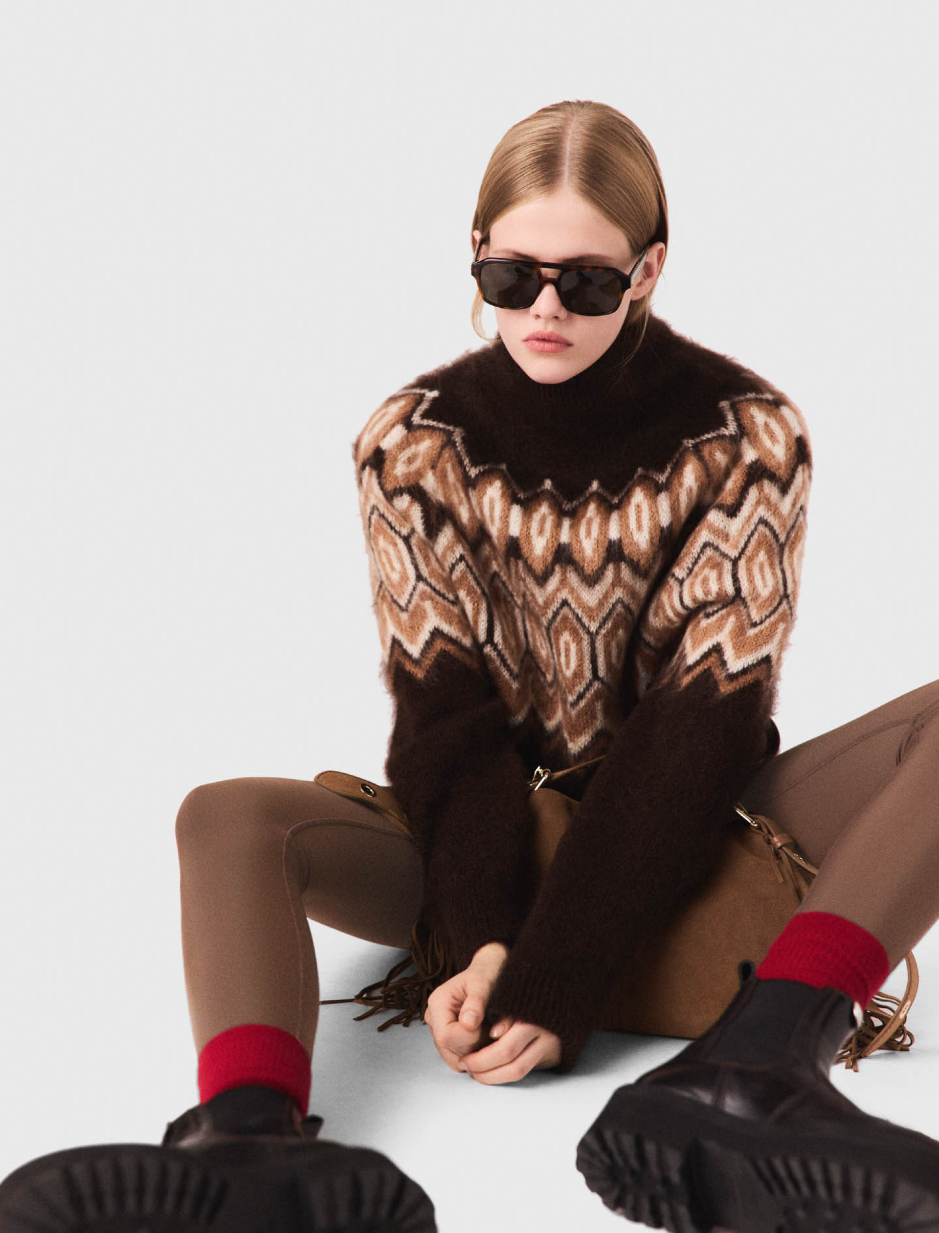 Женский свитер с высоким воротником в стиле Фэр-Айл