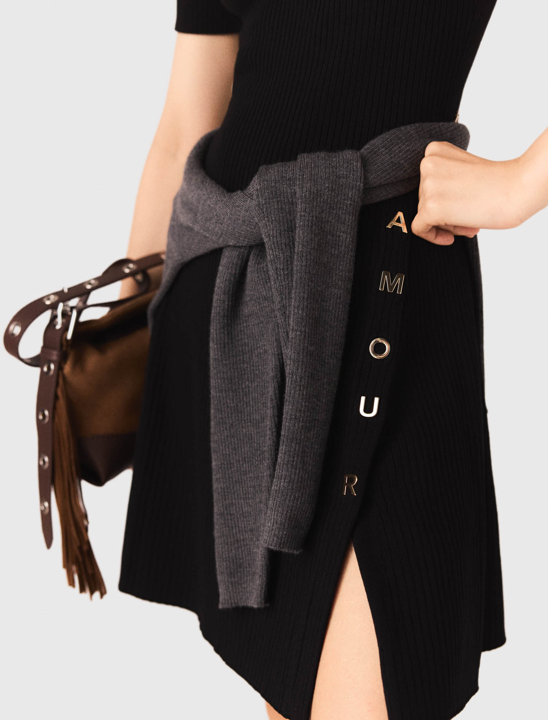 Жіноча коротка сукня у рубчик з ґудзиками