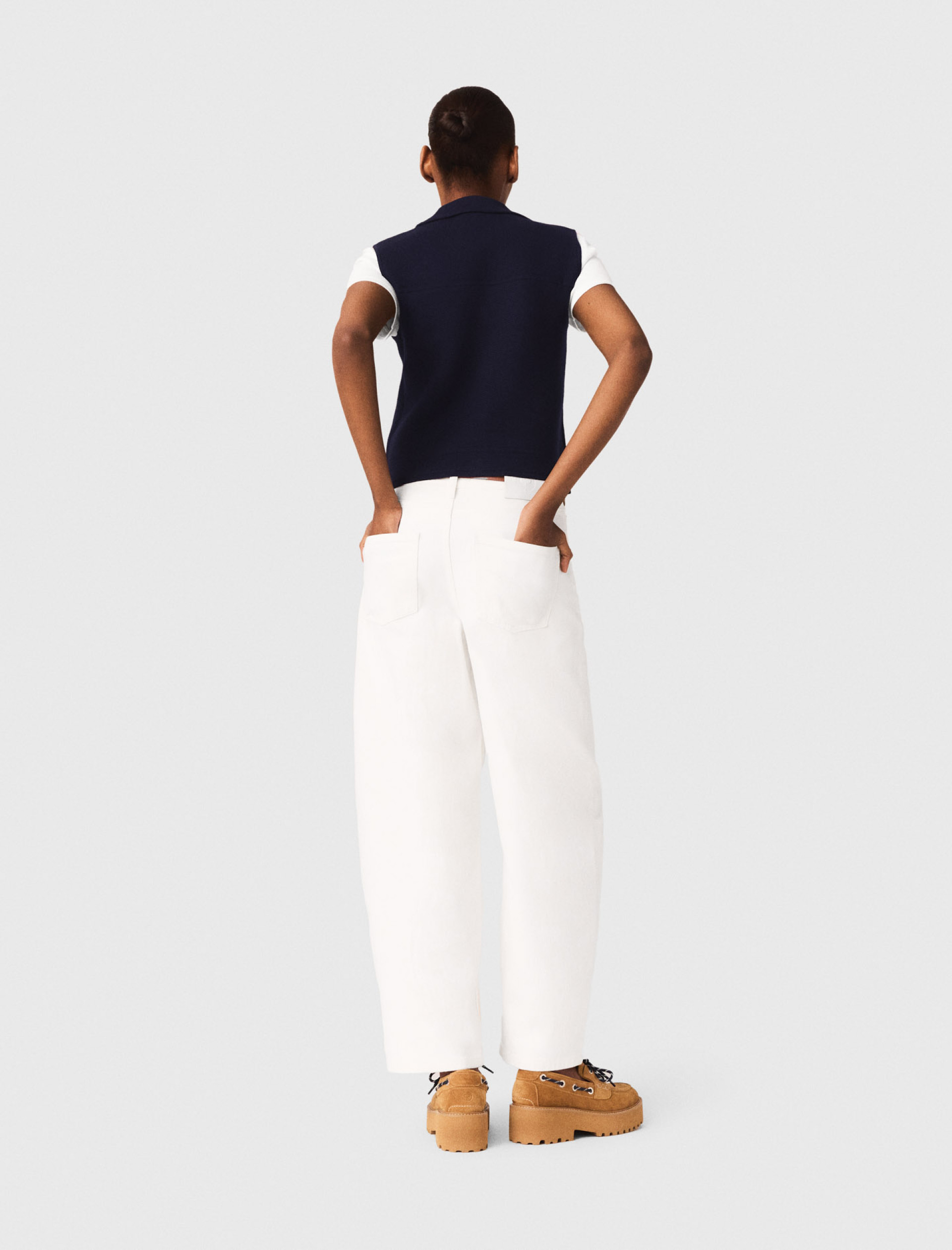 Жіночий синій в'язаний жилет Жіночий синій в'язаний жилет