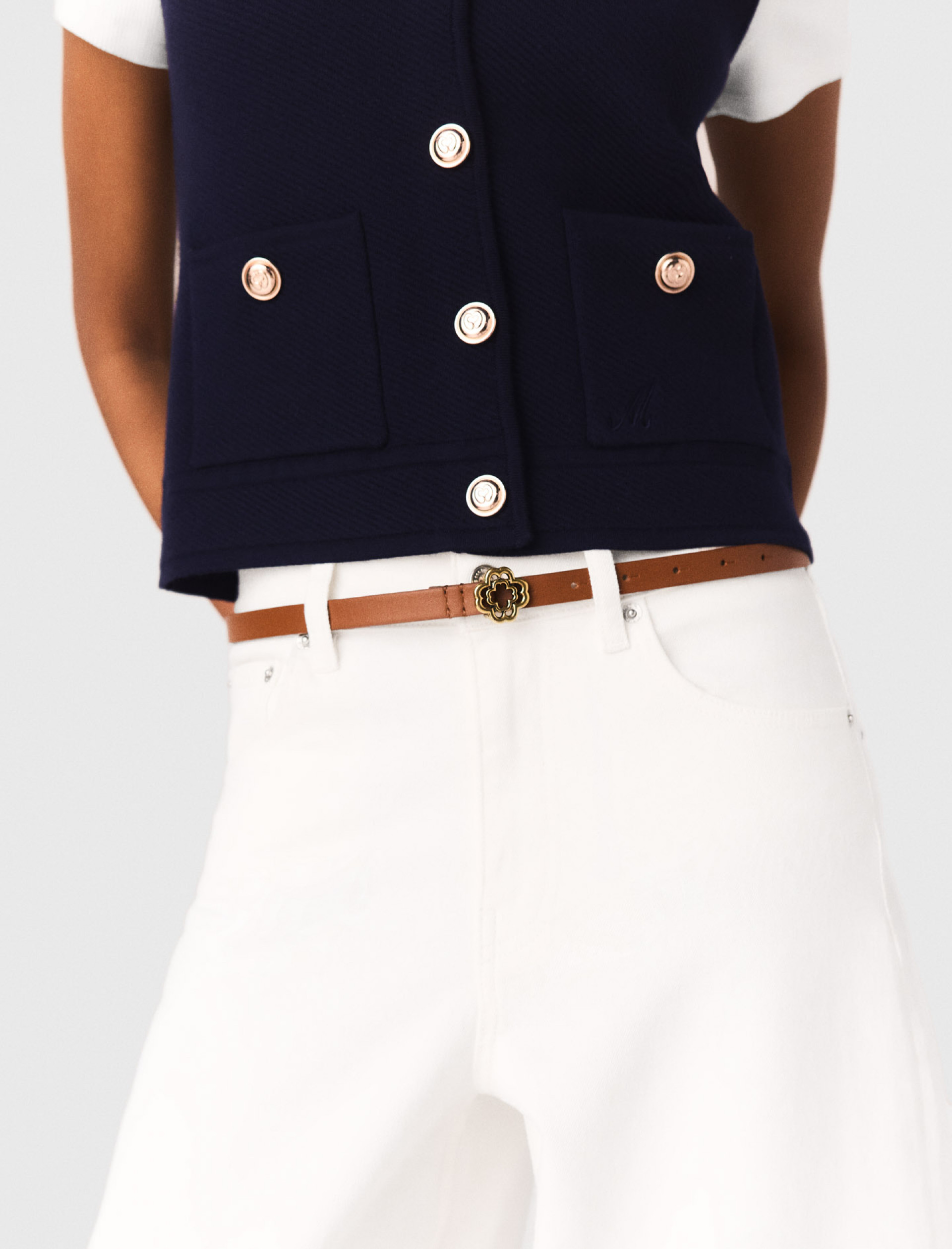 Жіночий синій в'язаний жилет Жіночий синій в'язаний жилет