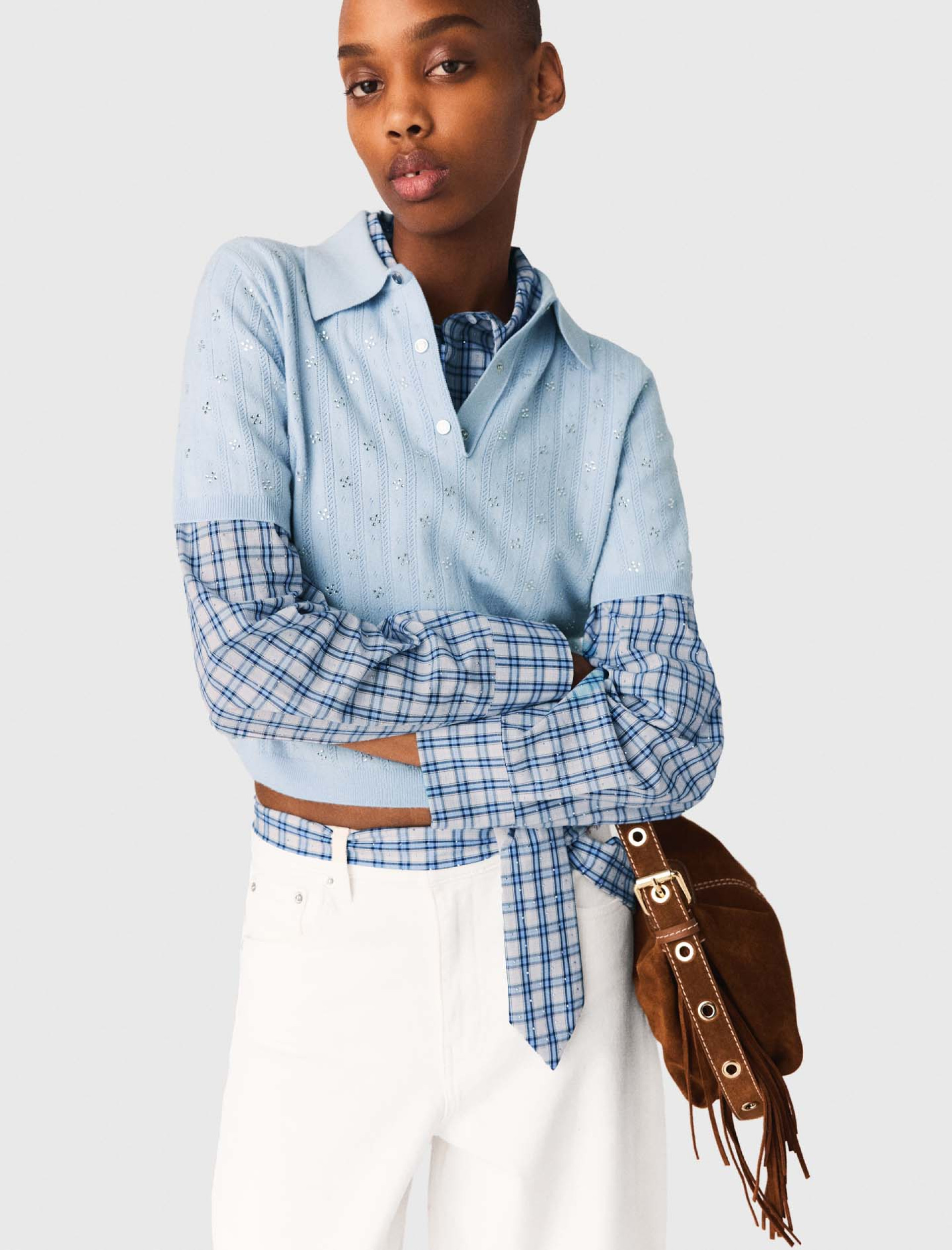 Жіночий короткий джемпер-поло зі стразами