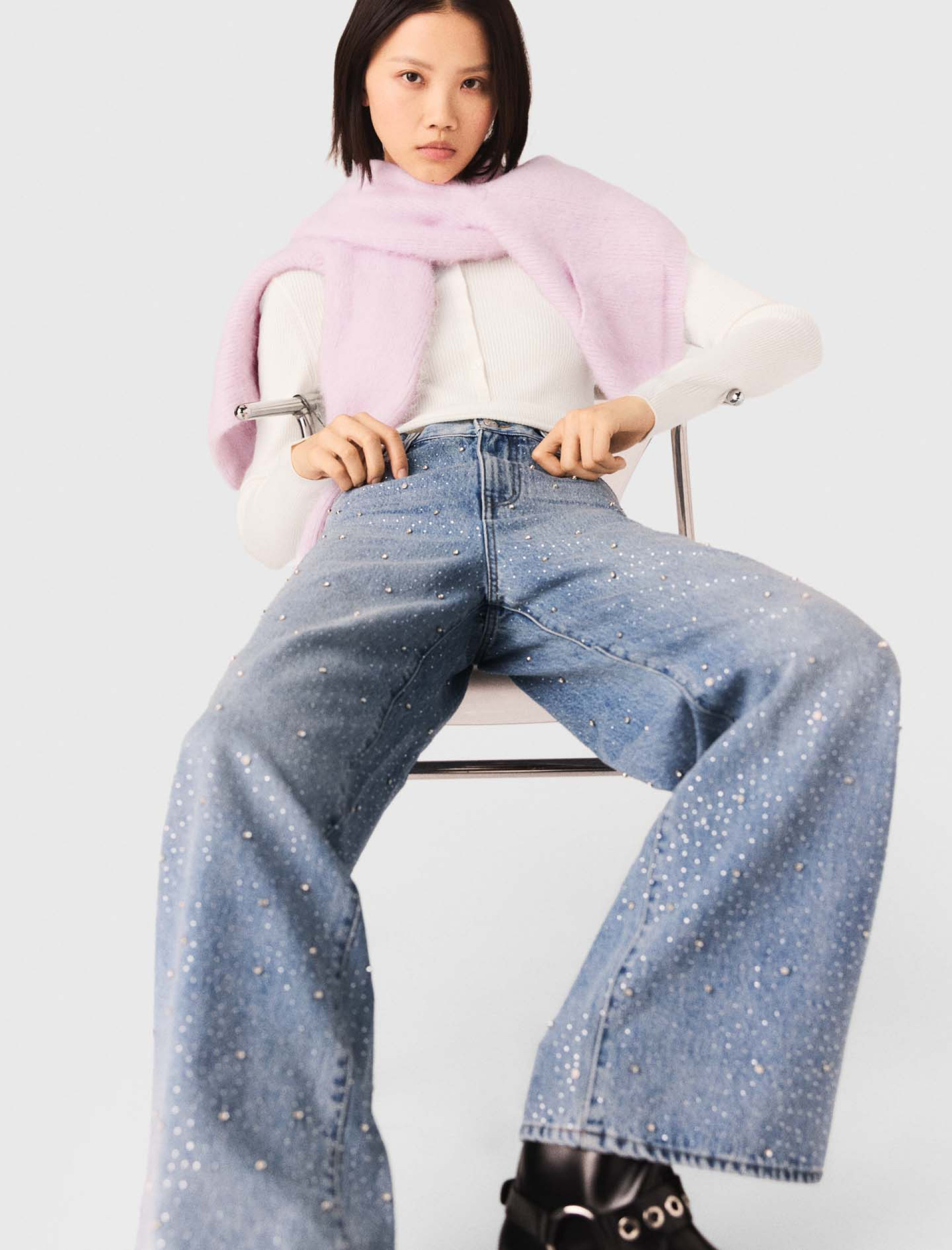 Женские широкие джинсы, украшенные стразами