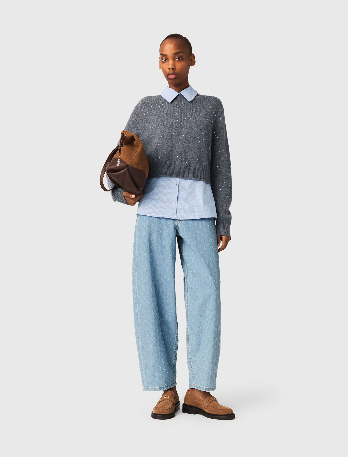 Жіночий светр зі стразами та з'ємними деталями