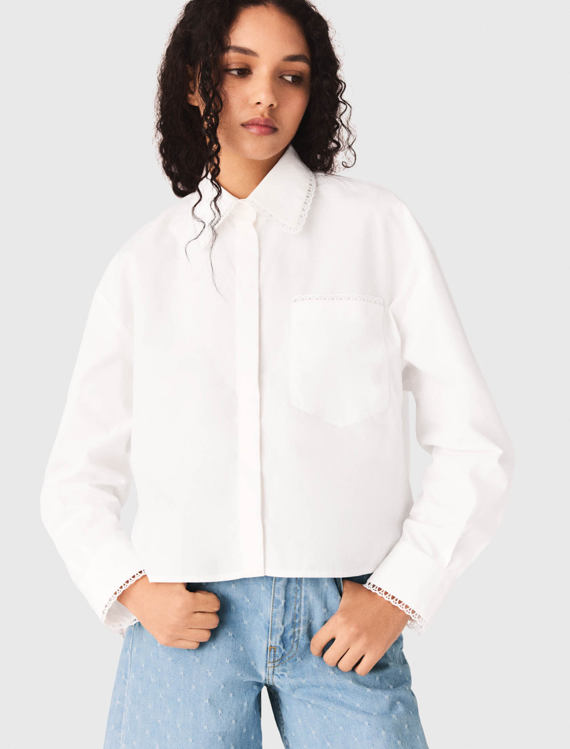 Жіночі джинси-балони з фактурним візерунком Жіночі джинси-балони з фактурним візерунком