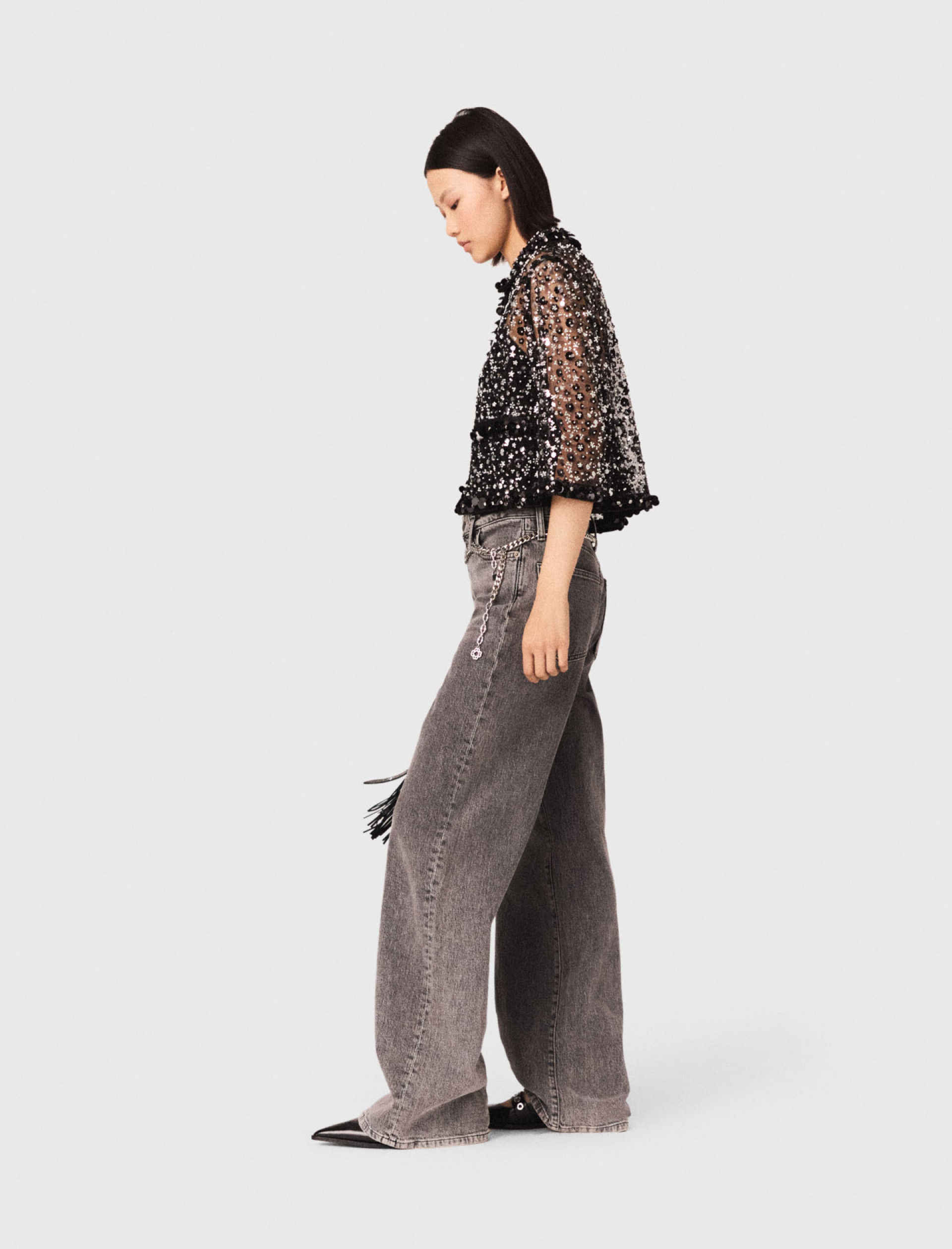 Женская блуза с цветочным узором Женская блуза с цветочным узором