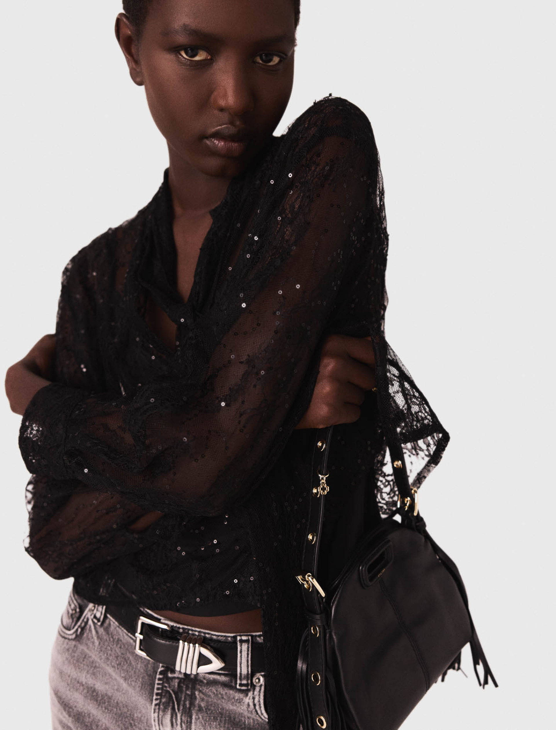 Женская кружевная блуза с бантом