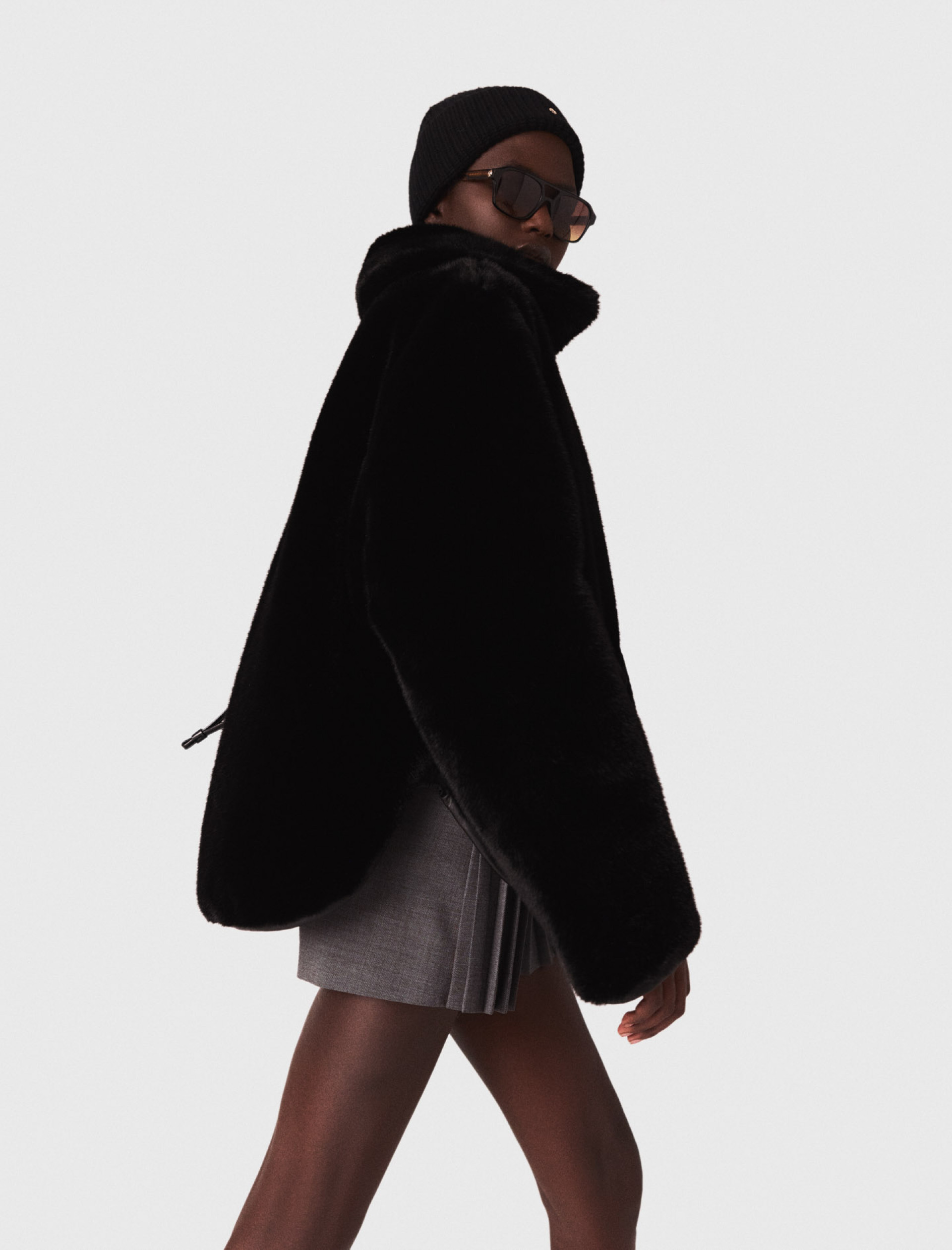 Жіноча двостороння куртка-пуховик з паєтками