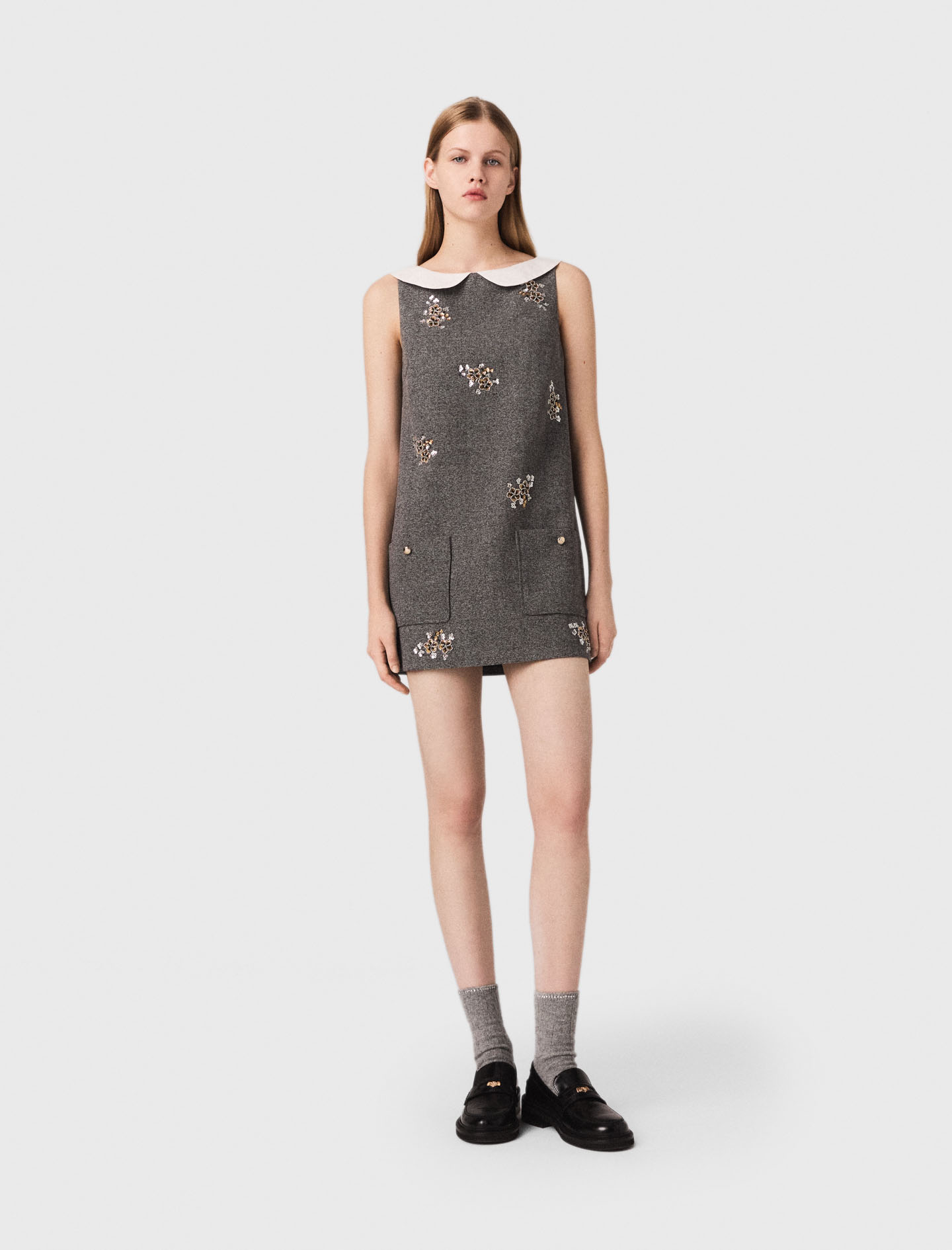 Жіноча сукня з квітковим візерунком та з'ємним коміром