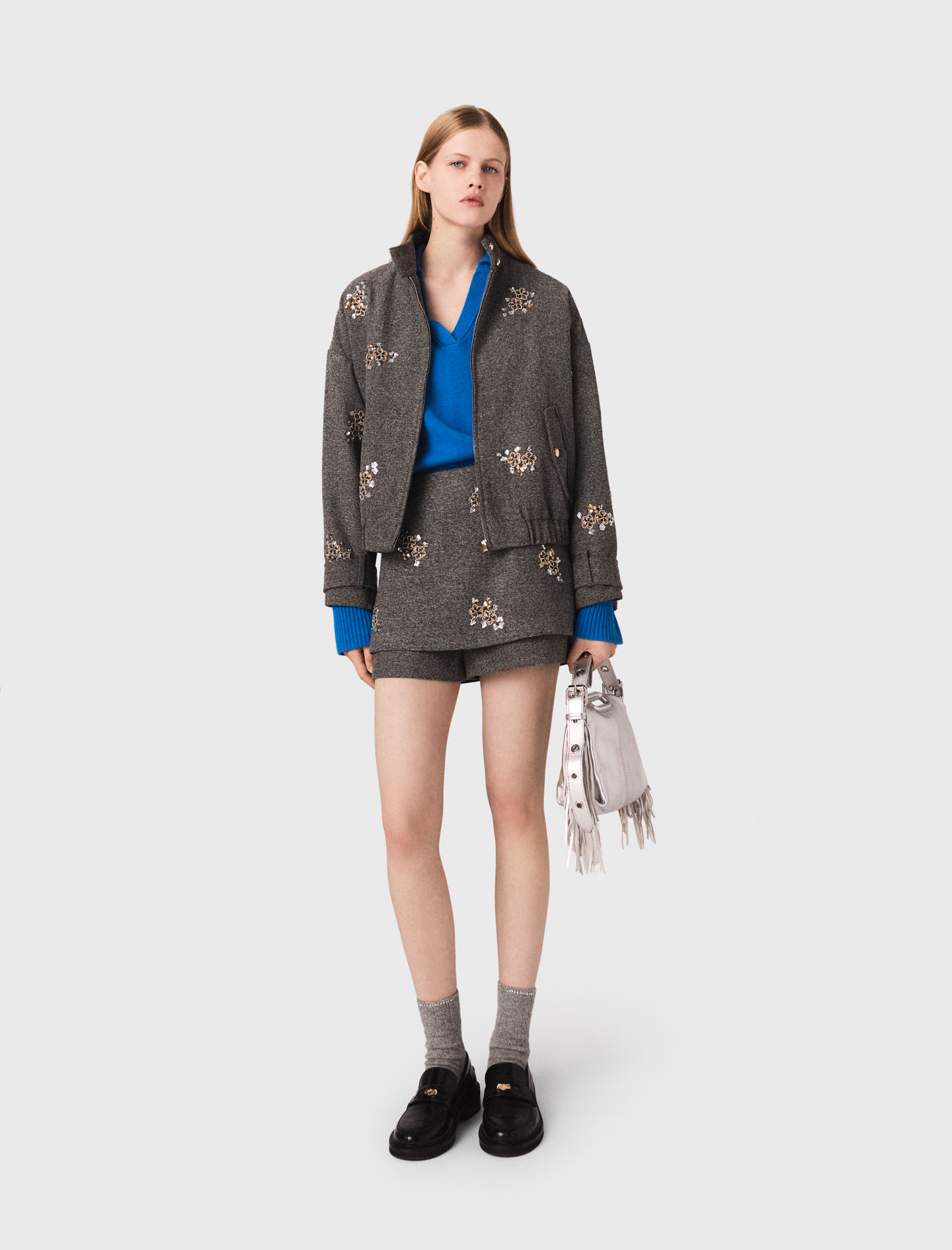 Жіночі шорти з квітковою вишивкою