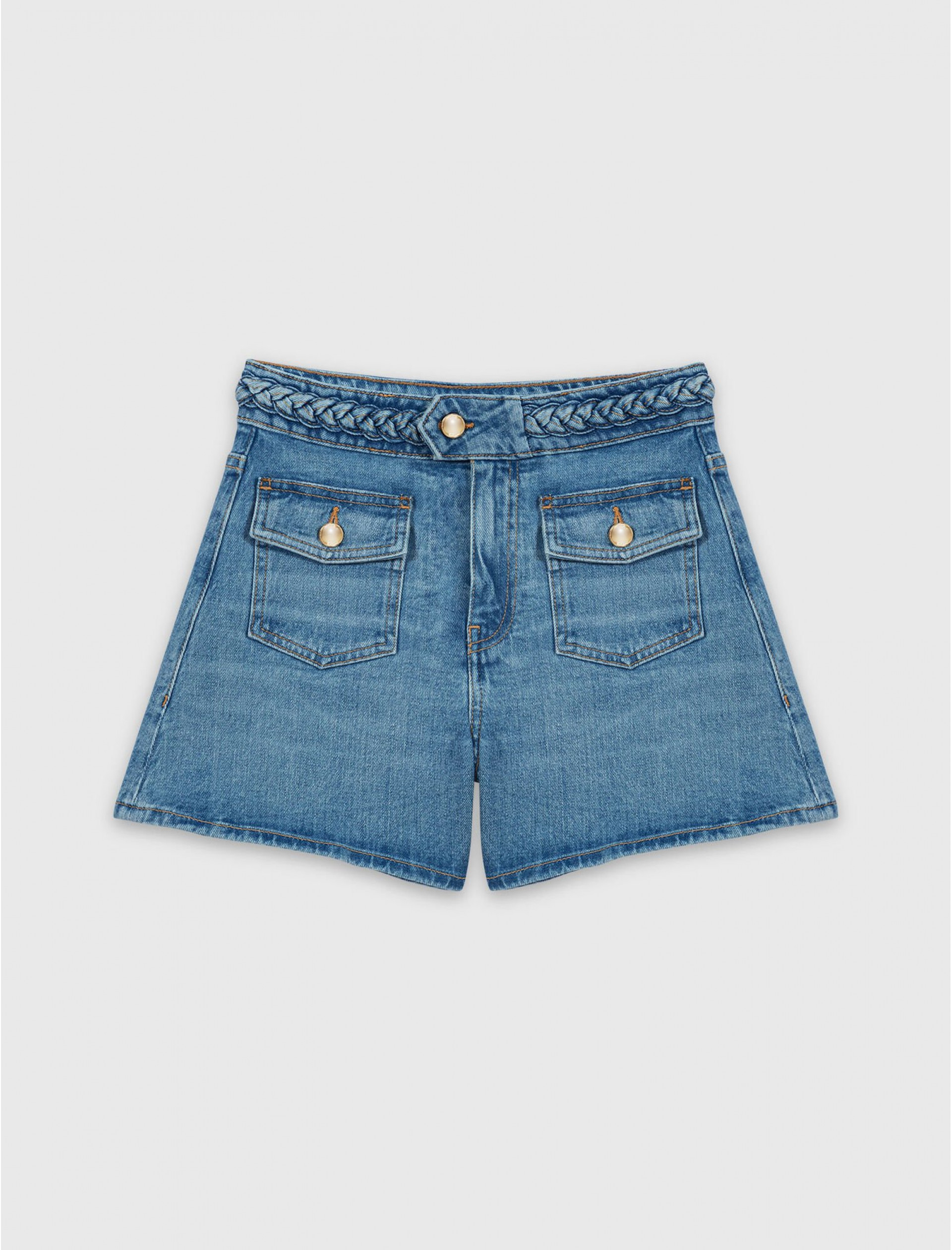 Женские джинсовые шорты с плетеным поясом Женские джинсовые шорты с плетеным поясом