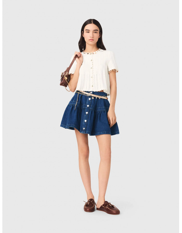 Жіночий білий кардиган з підвісками