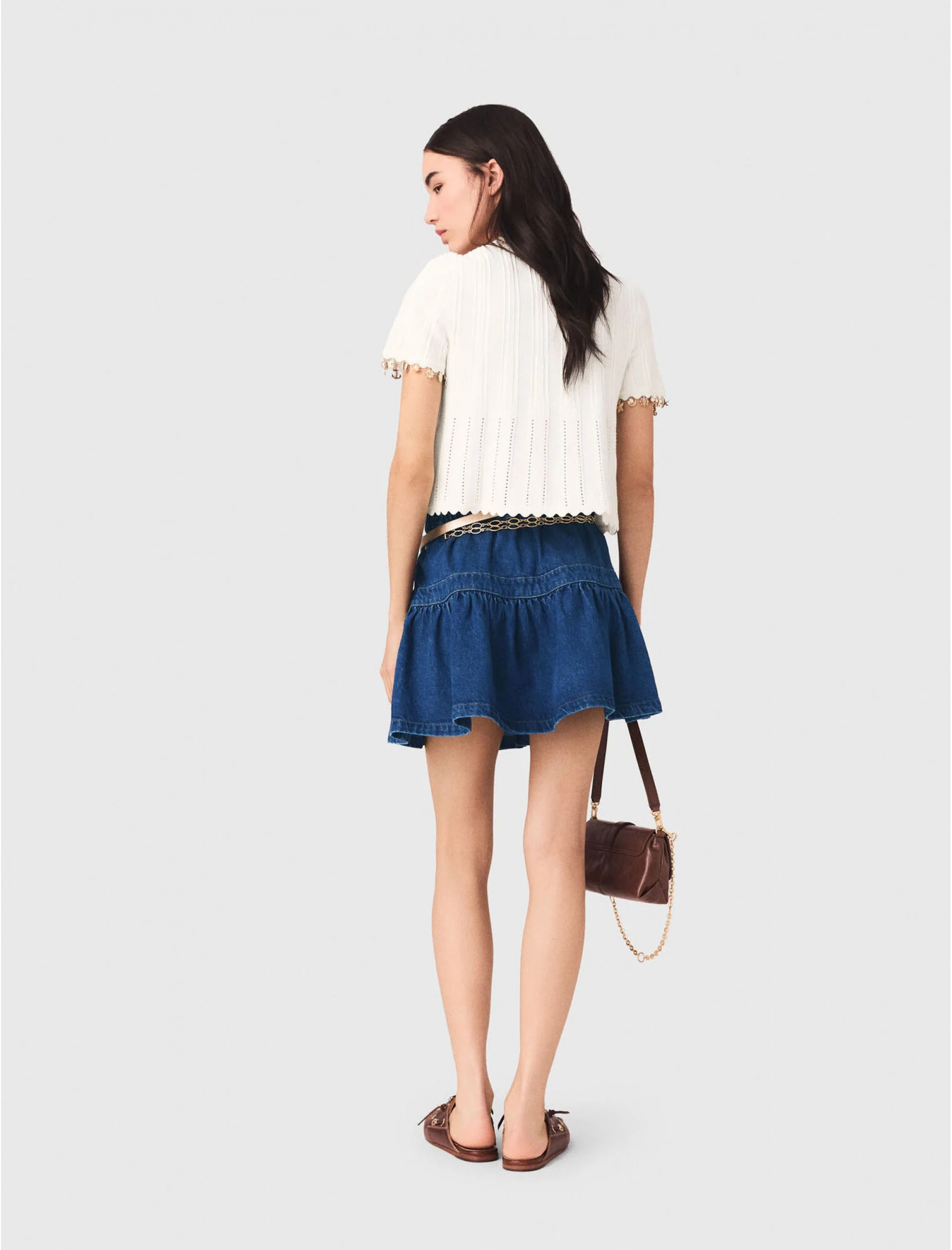 Женский белый кардиган с подвесками