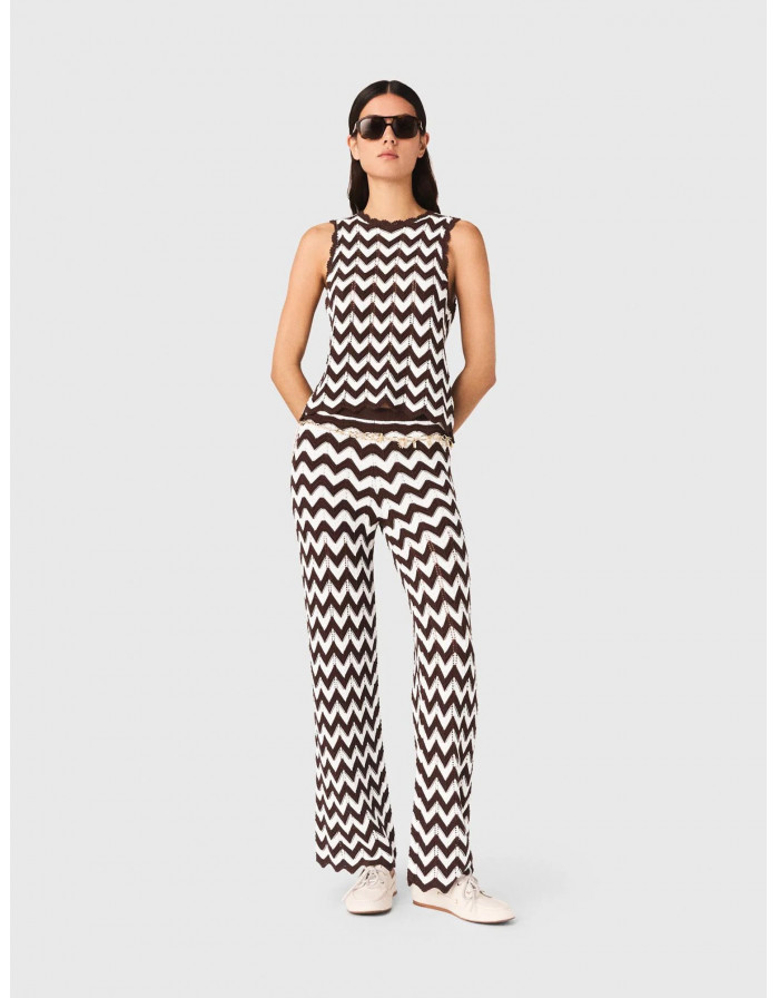 Жіночий в'язаний топ із зигзагоподібним візерунком