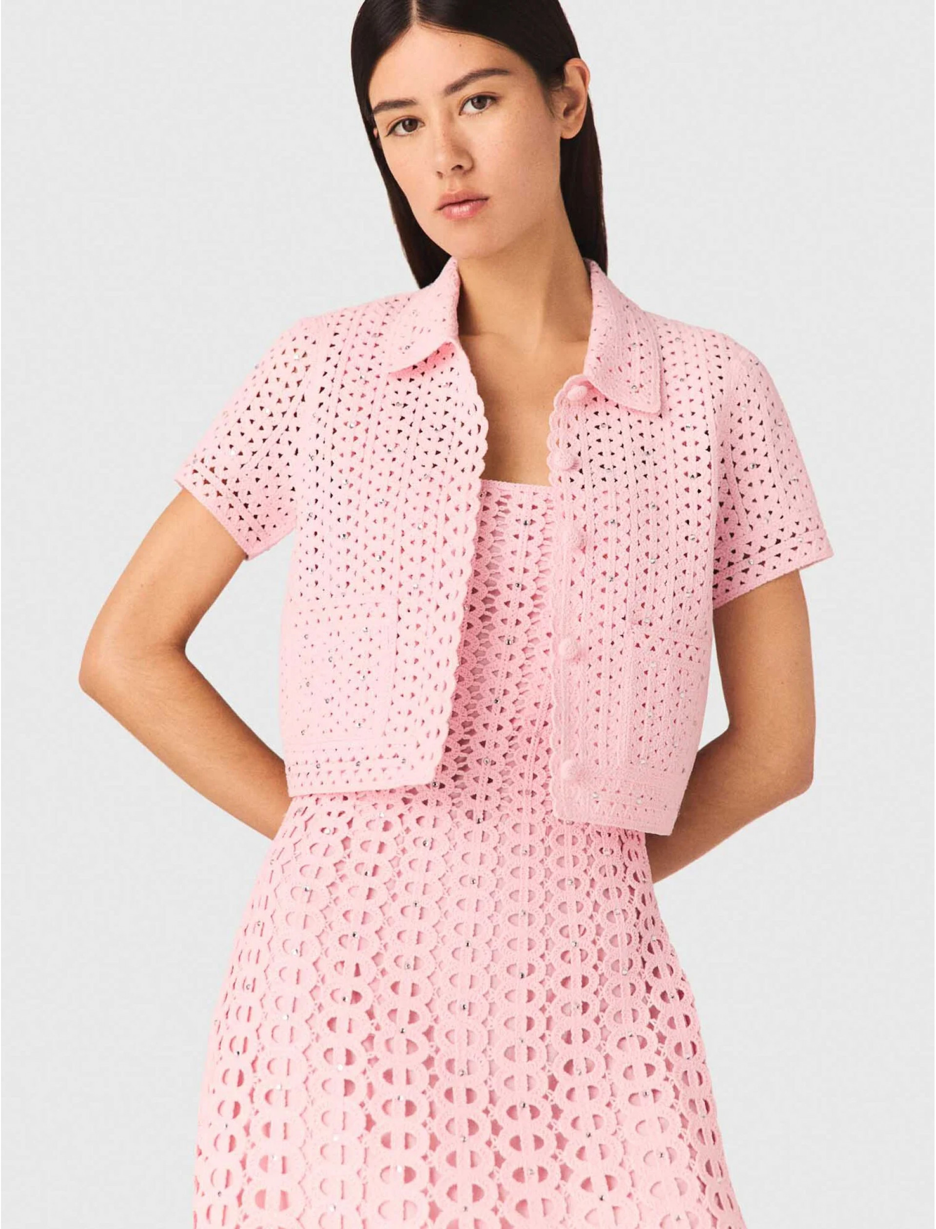 Женский вязаный кардиган со стразами