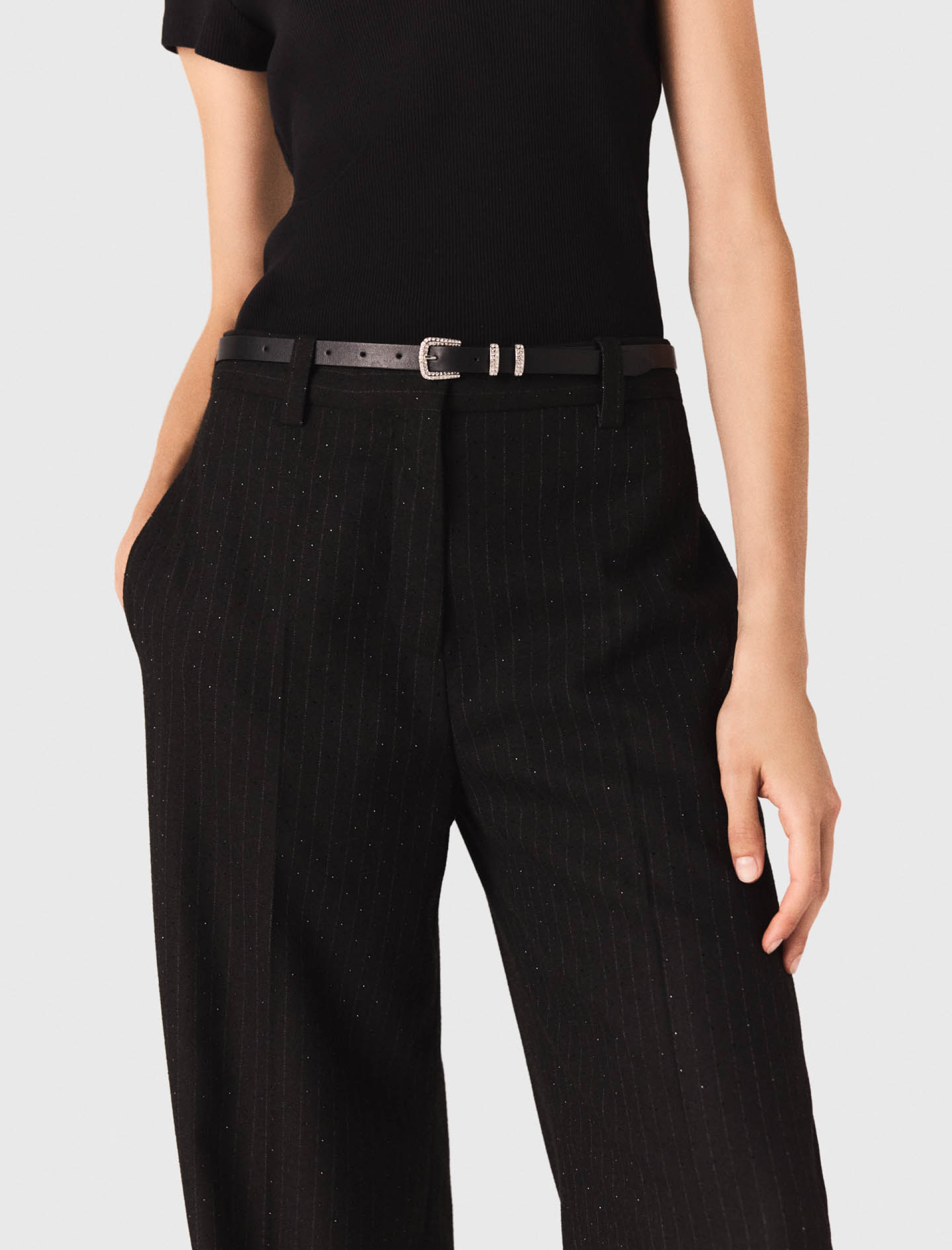 Женские брюки в полоску со стразами