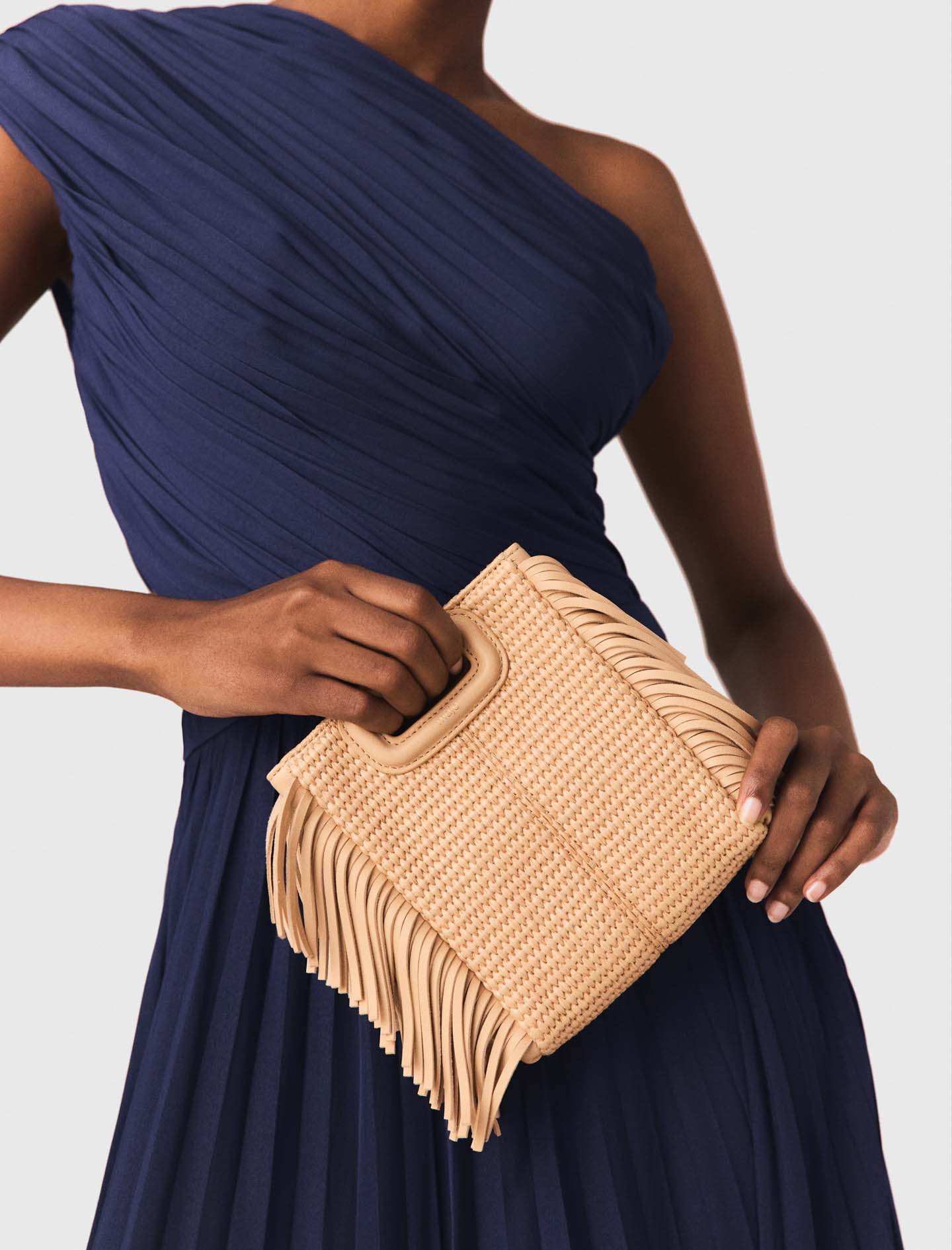 Жіноча асиметрична плісирована сукня-максі