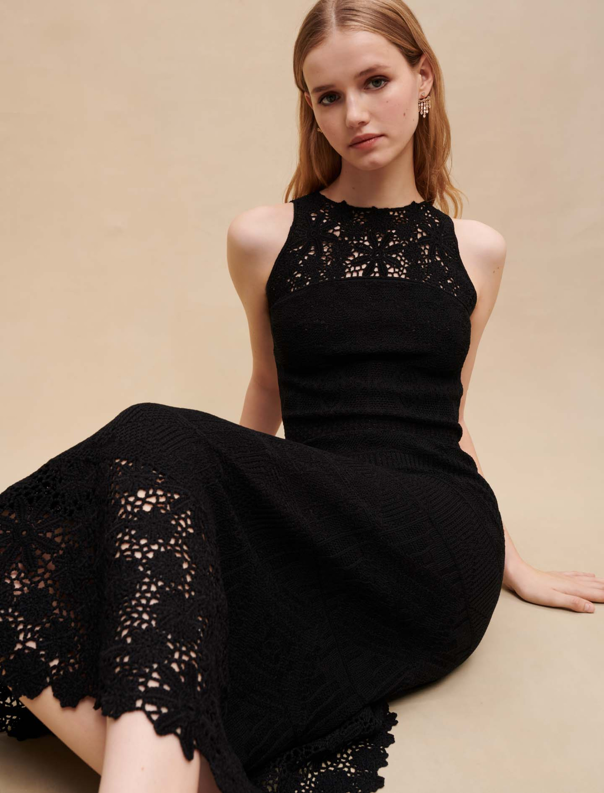 Женское черное платье