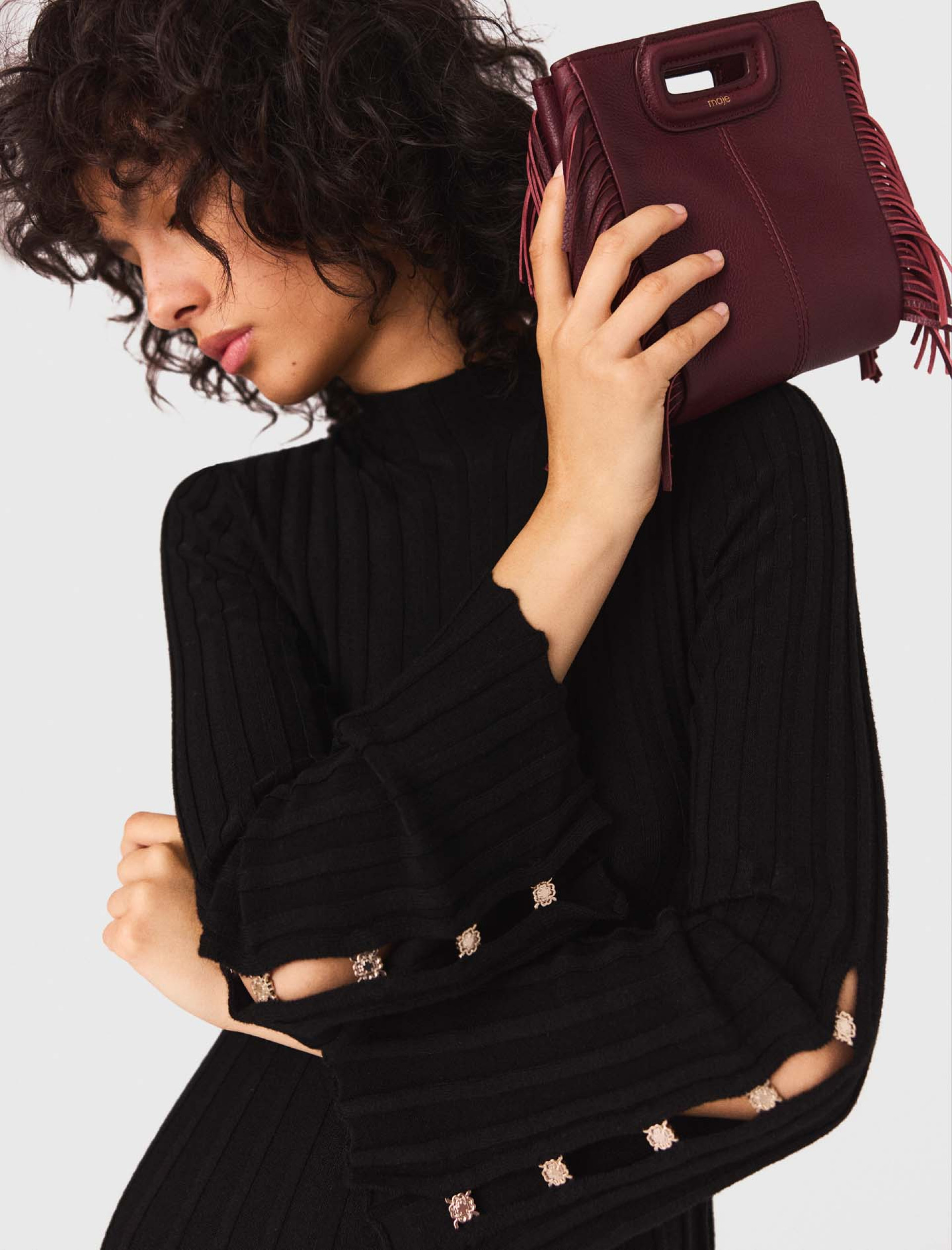 Женское черное трикотажное платье