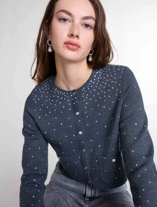 Женский серый кардиган со стразами