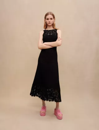 Жіноча чорна сукня Жіноча чорна сукня